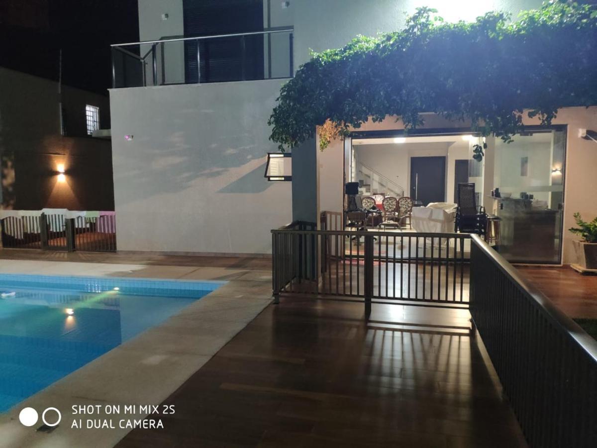 Casa Moderna No Centro Proxima A Atracoes Turisticas Villa Foz do Iguaçu Buitenkant foto